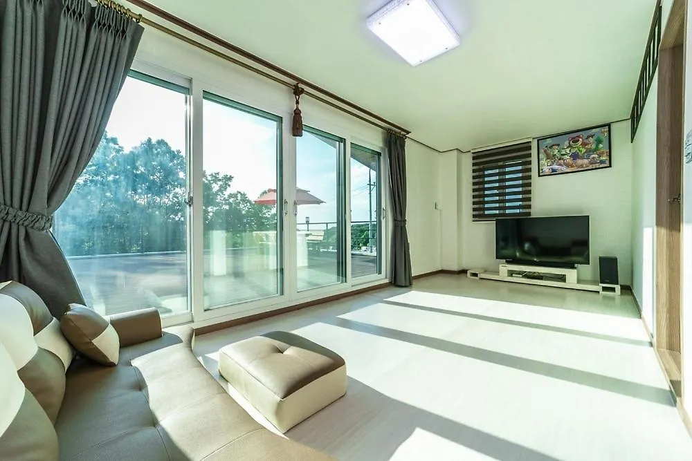 Holiday home Yeonghungdo Poongyeong Che Pension Incheon