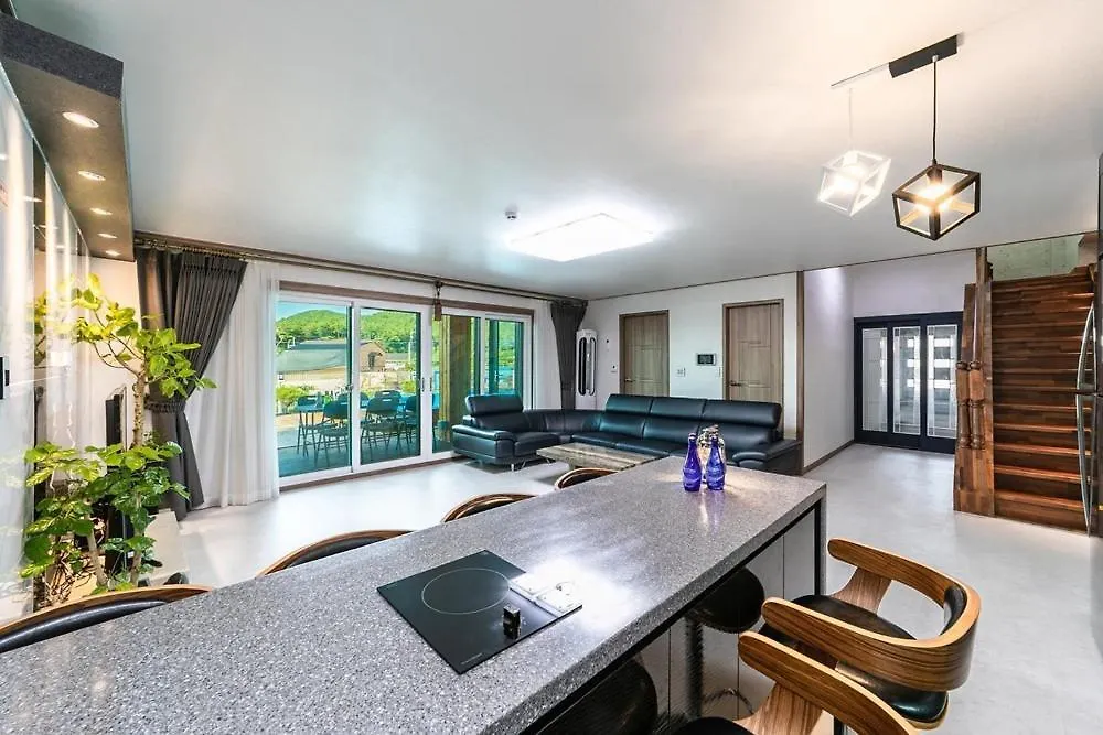 Yeonghungdo Poongyeong Che Pension Incheon Holiday home